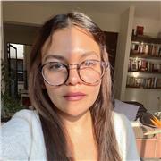 Profesora con especialidad en Ciencias Sociales